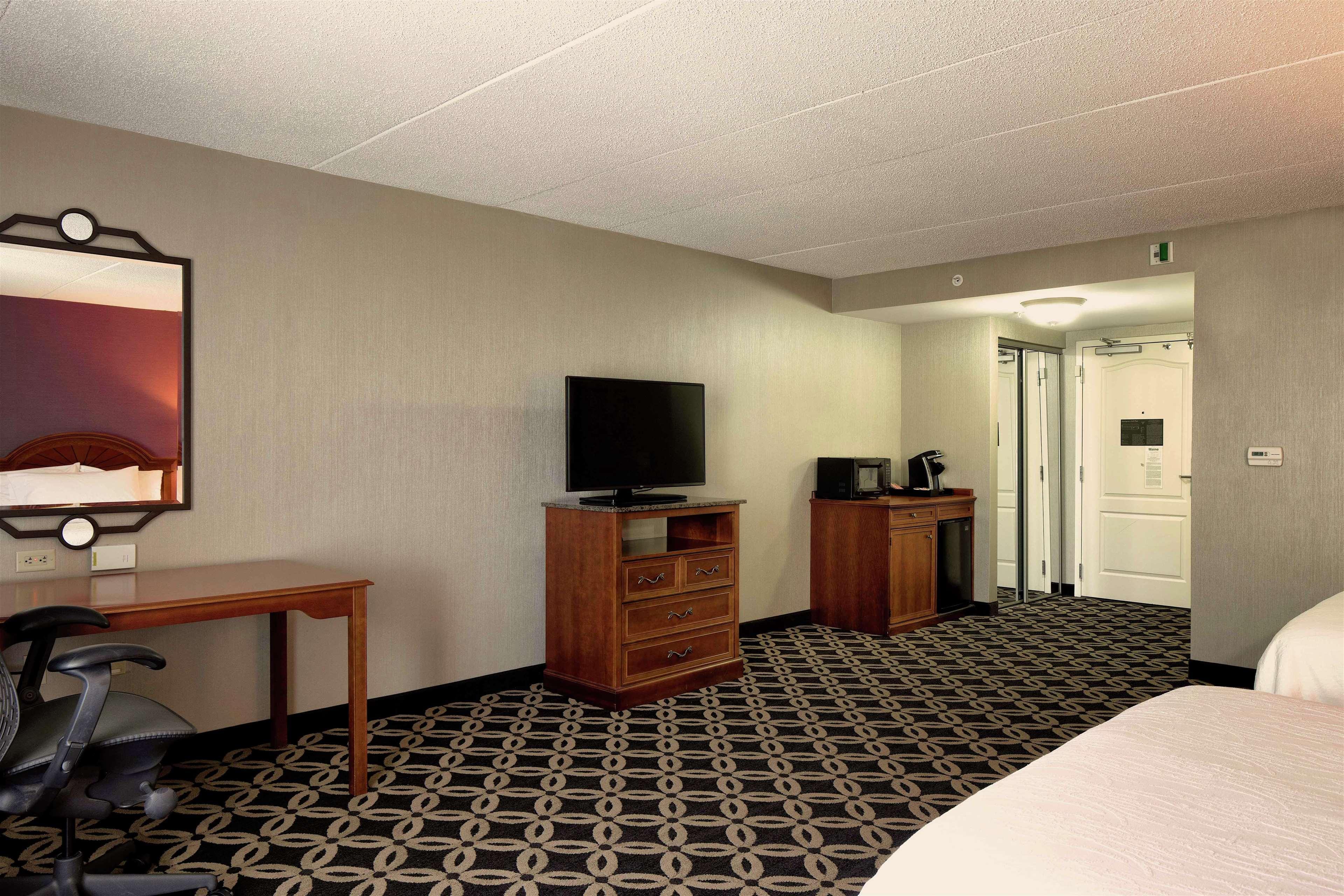 Hilton Garden Inn Auburn Riverwatch Exteriér fotografie