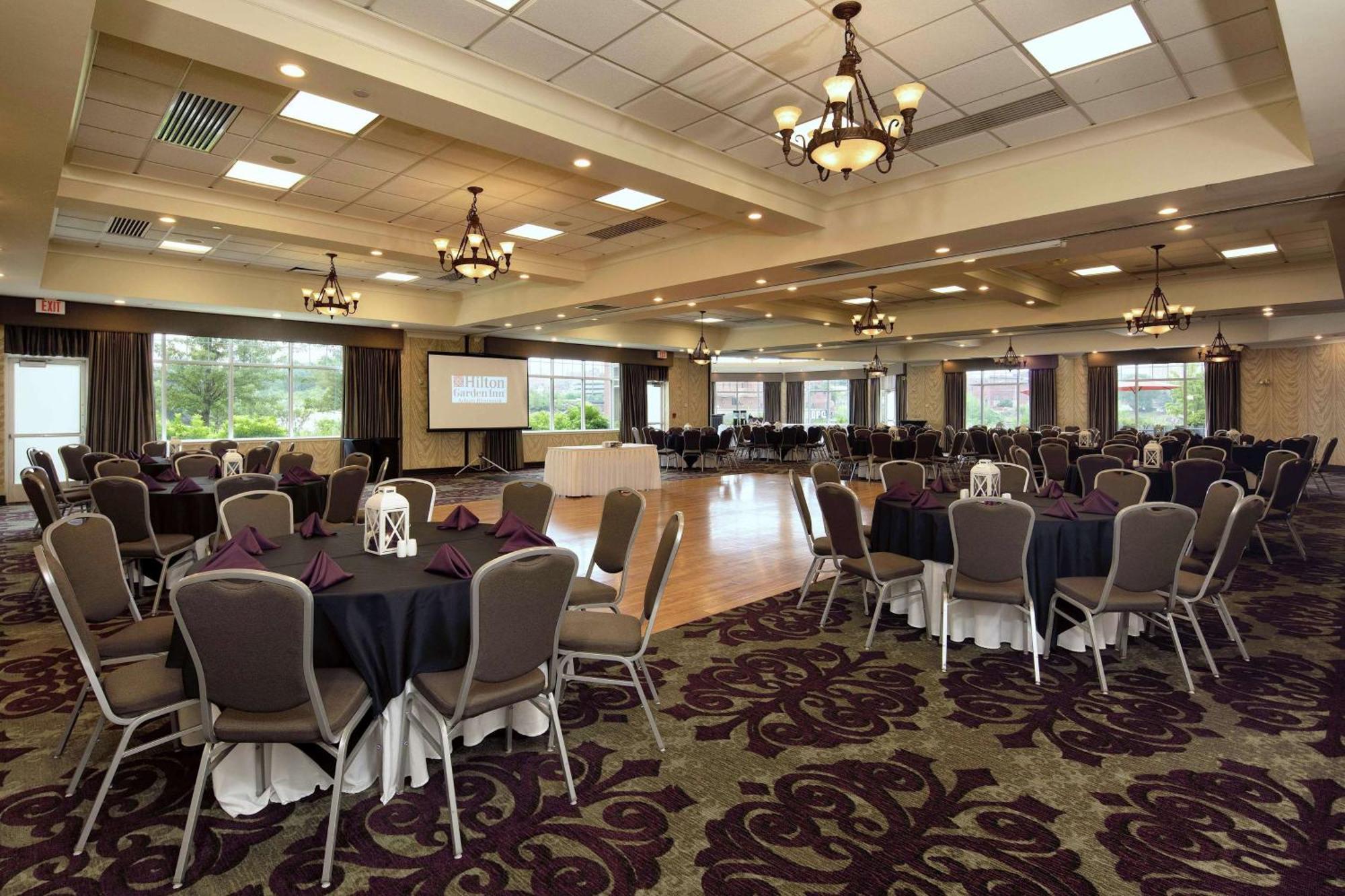 Hilton Garden Inn Auburn Riverwatch Exteriér fotografie