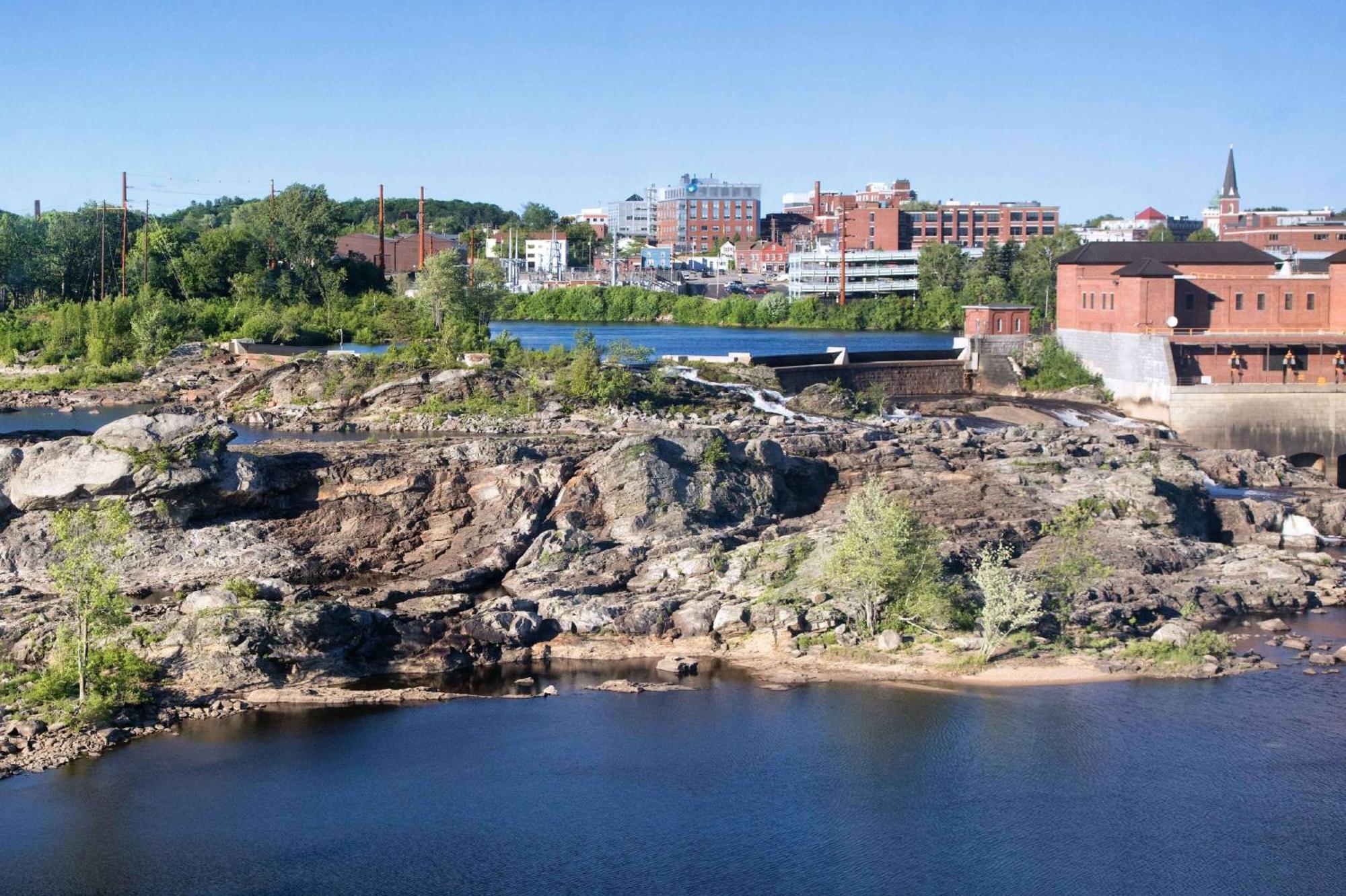 Hilton Garden Inn Auburn Riverwatch Exteriér fotografie