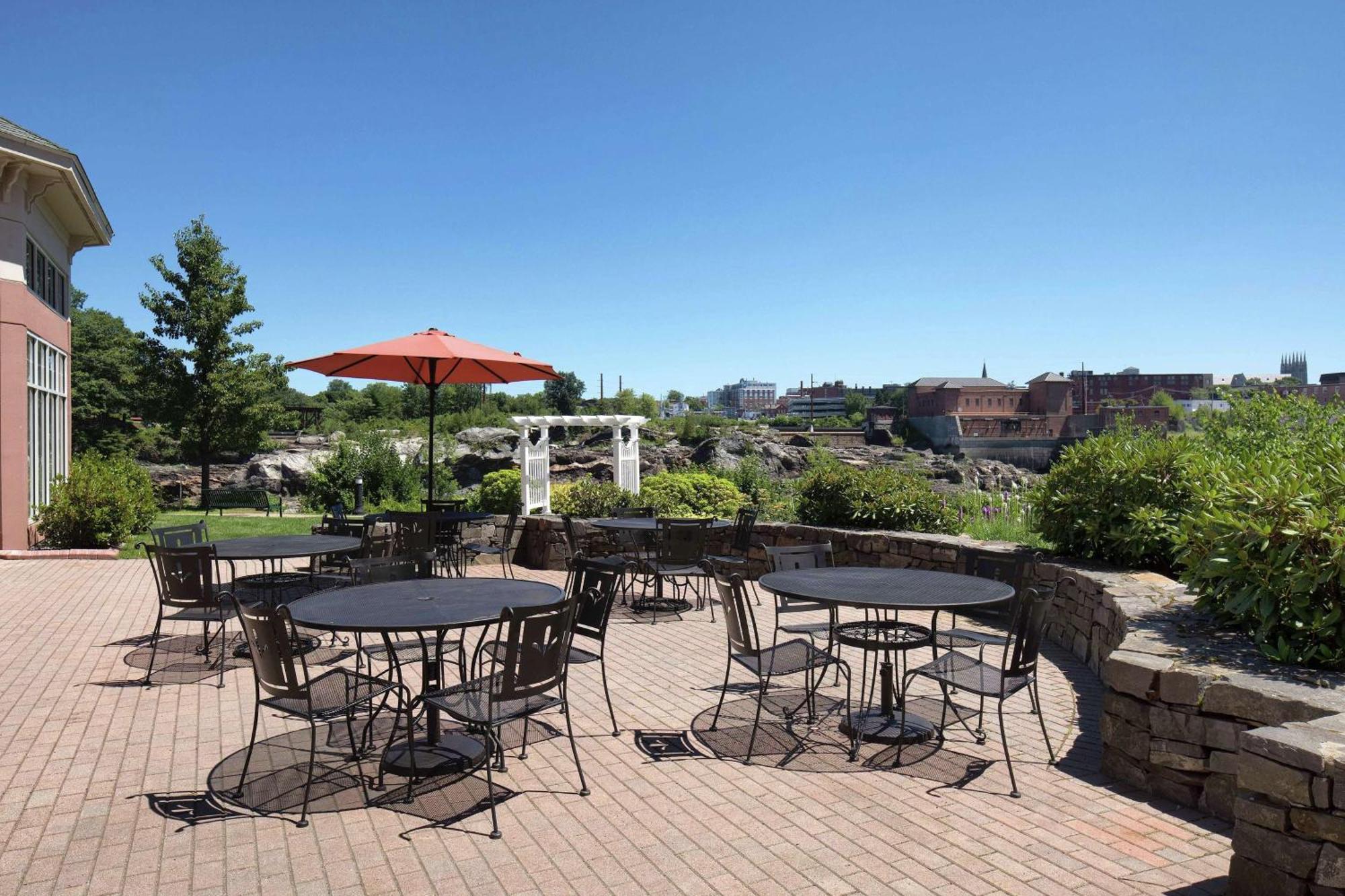 Hilton Garden Inn Auburn Riverwatch Exteriér fotografie